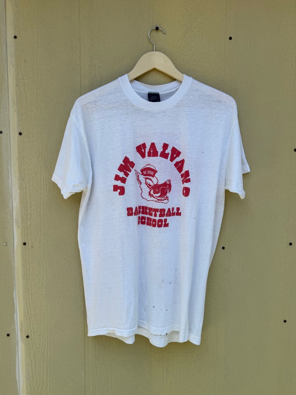 Rare 80s Jim Valvano Basketball School NC State Wolfpacks Nike Swoosh T-Shirt XL
